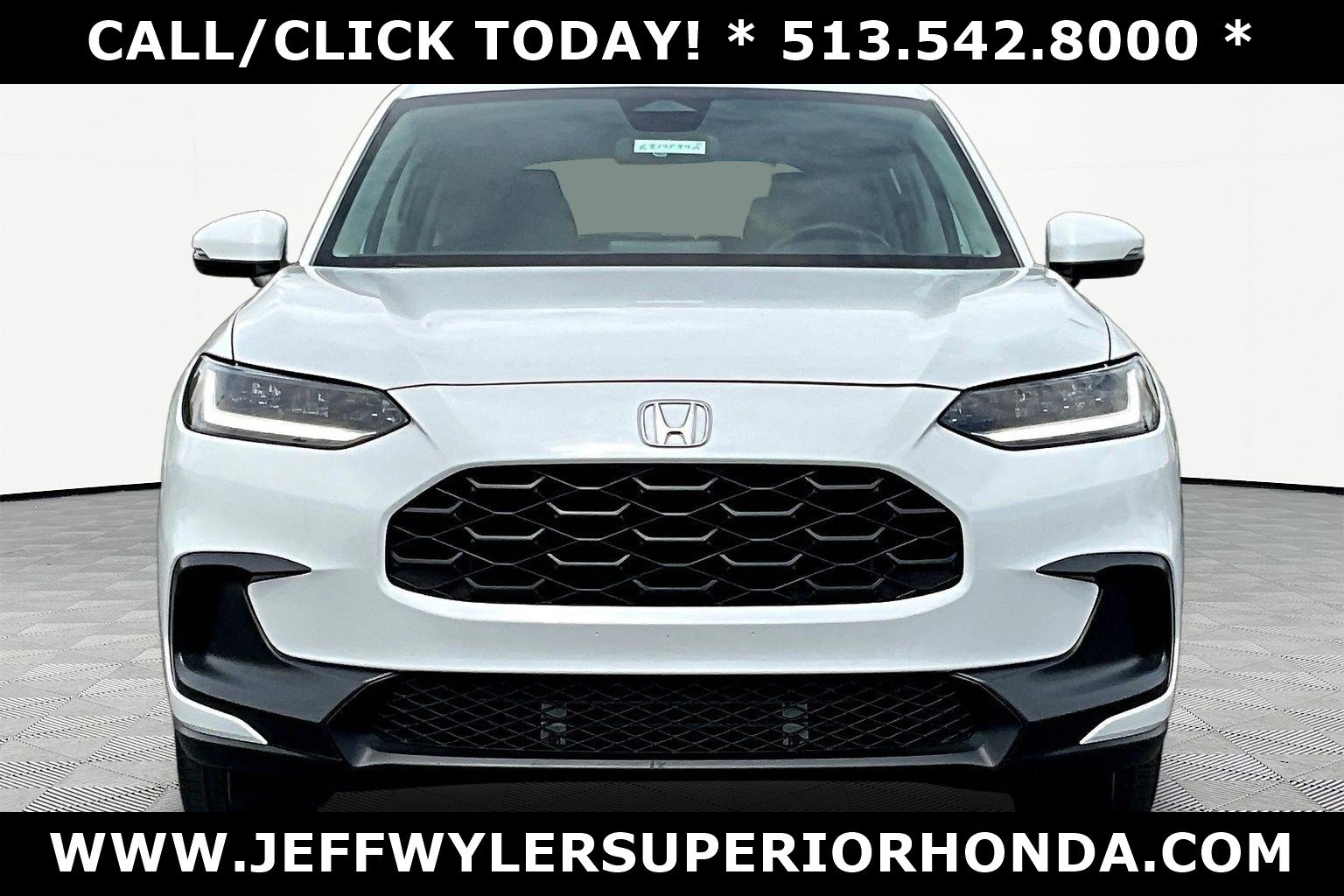 Used 2024 Honda HR-V LX image 2