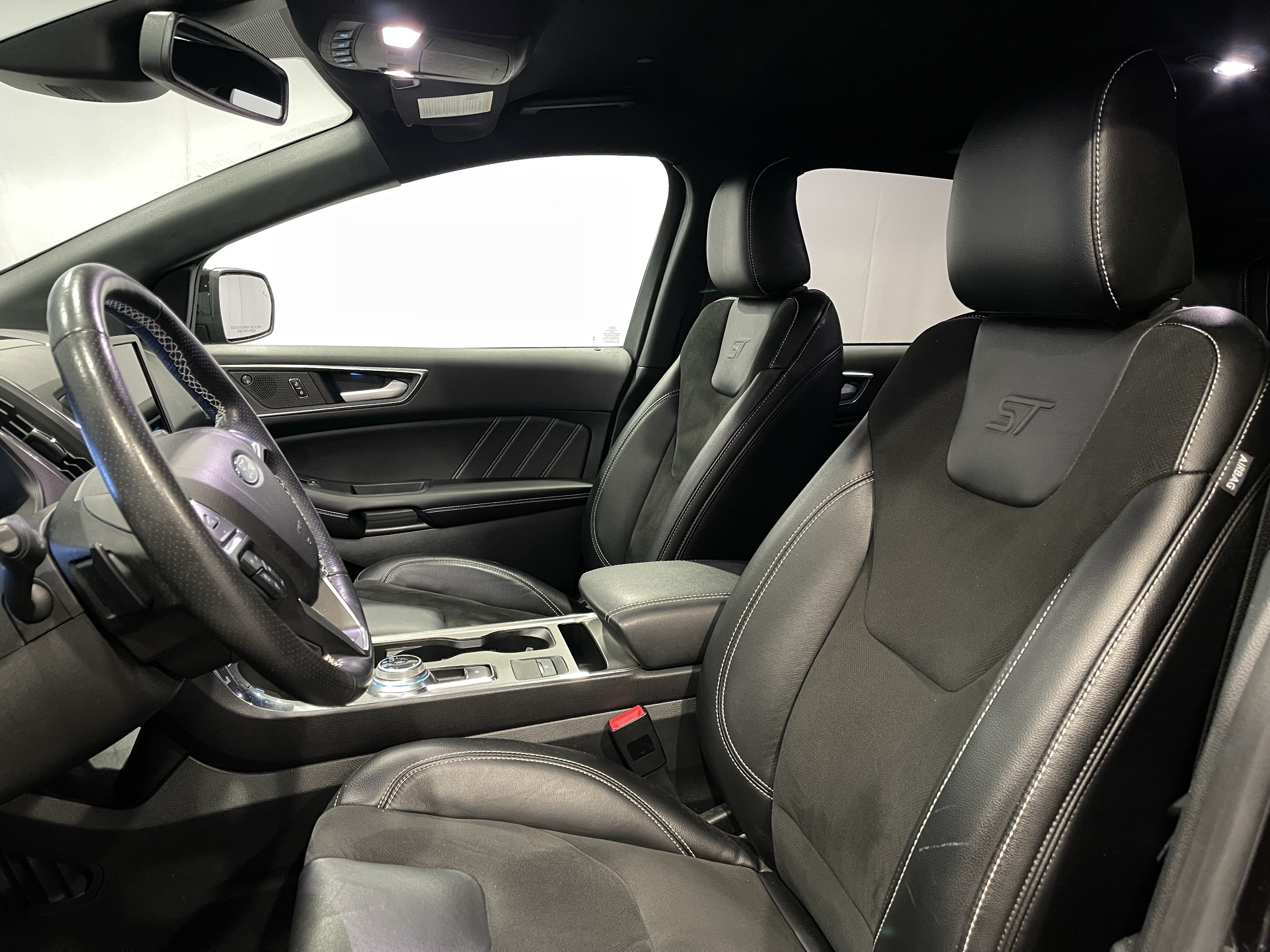 Used 2023 Ford Edge ST AWD/4WD image 14
