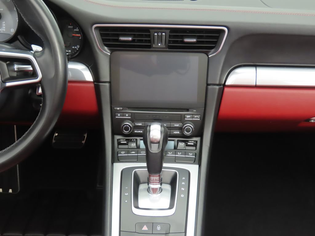 Used 2019 Porsche 911 Carrera S image 14