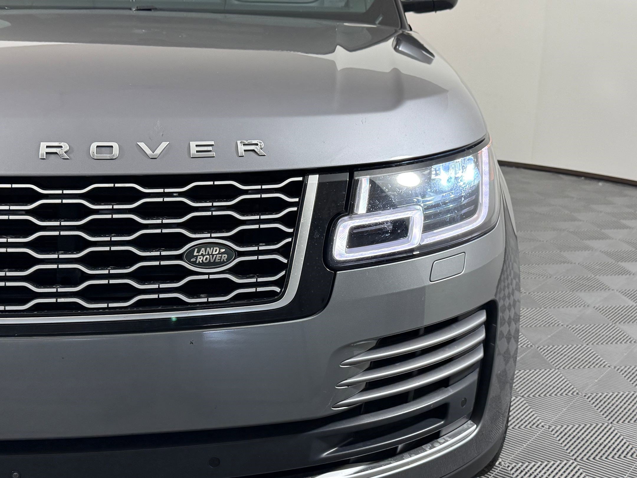 Used 2020 Land Rover Range Rover Long Wheelbase HSE AWD/4WD image 21