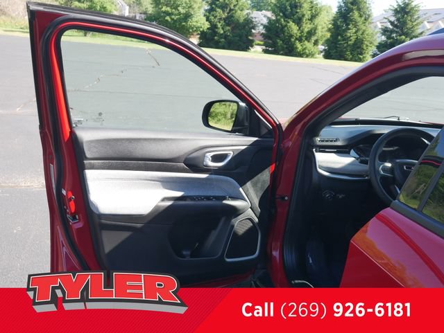 Used 2024 Jeep Compass Latitude AWD/4WD image 19