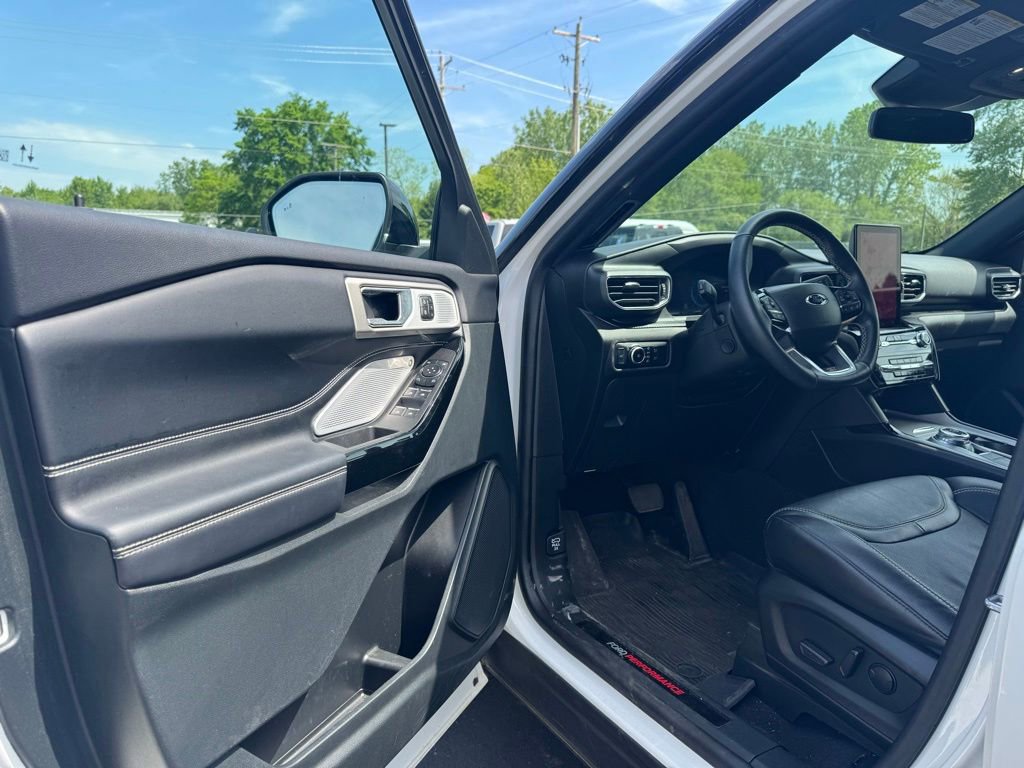 Used 2023 Ford Explorer ST w/ Equipment Group 401A AWD/4WD image 8