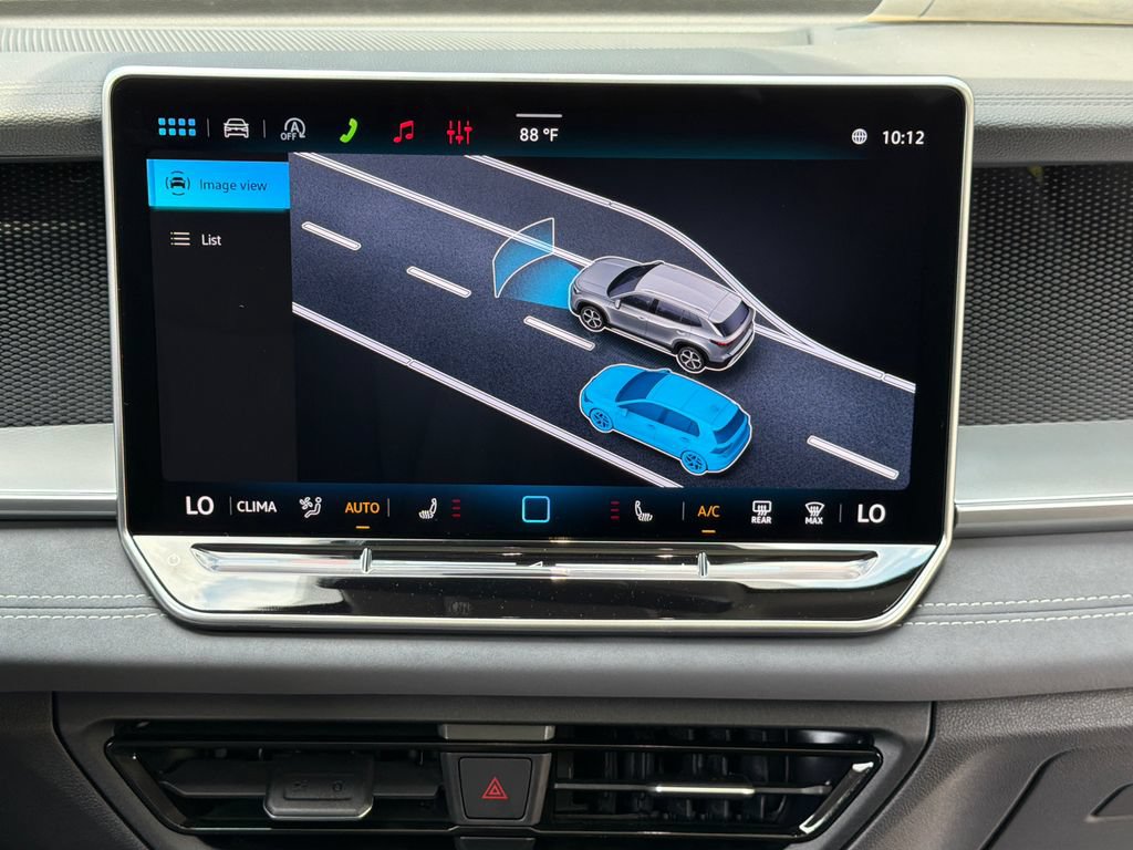 New 2026 Volkswagen Tiguan SE AWD/4WD image 11