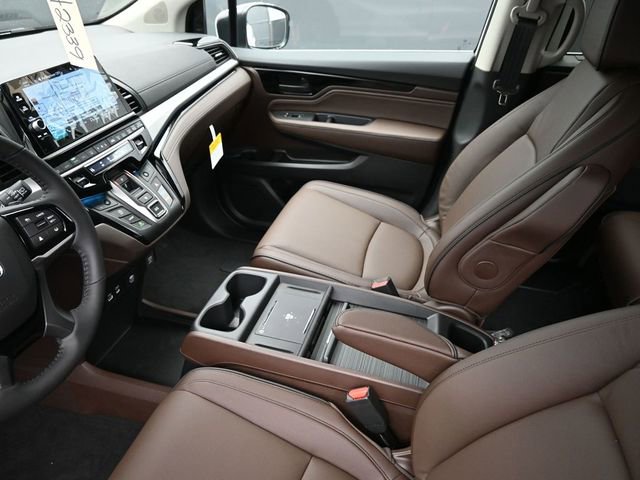 New 2026 Honda Odyssey Touring image 16