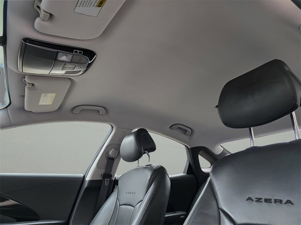 Used 2016 Hyundai Azera image 18