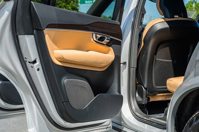 Used 2019 Volvo XC90 T6 Momentum w/ Advanced Package AWD/4WD image 36