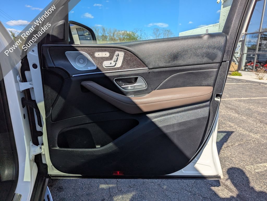 Used 2020 Mercedes-Benz GLS 450 4MATIC image 31