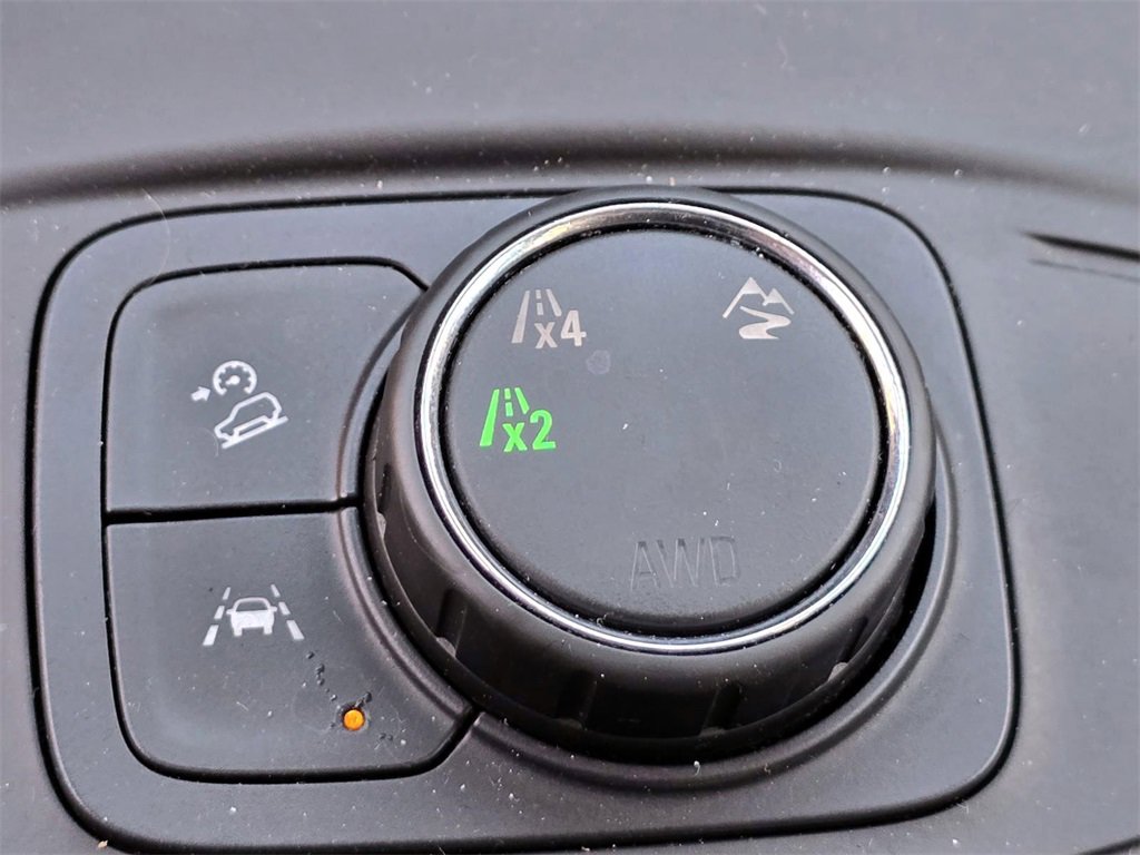 Used 2020 GMC Terrain SLE image 55