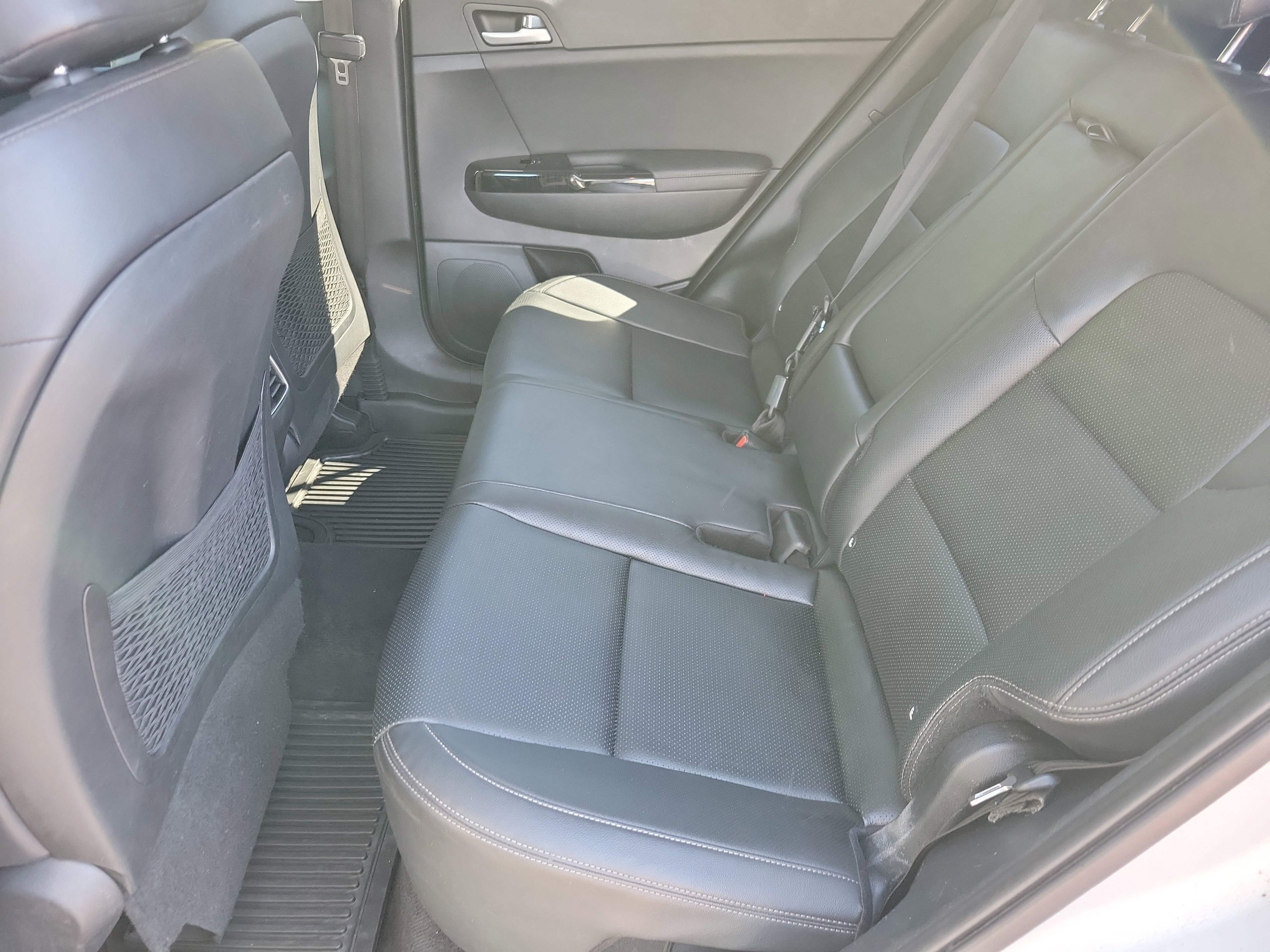 Used 2021 Kia Sportage EX image 8