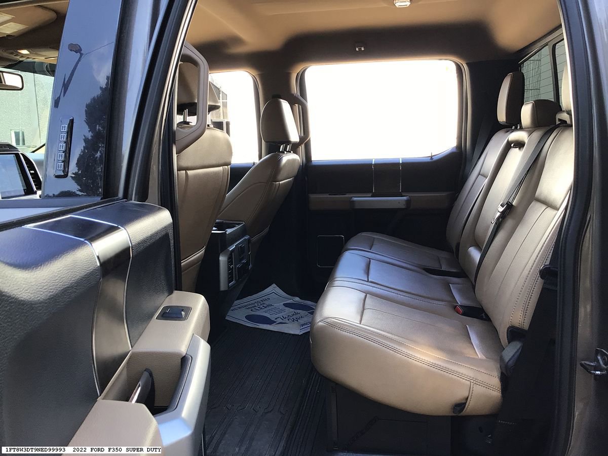 Used 2022 Ford F350 Lariat w/ Lariat Value Package AWD/4WD image 9