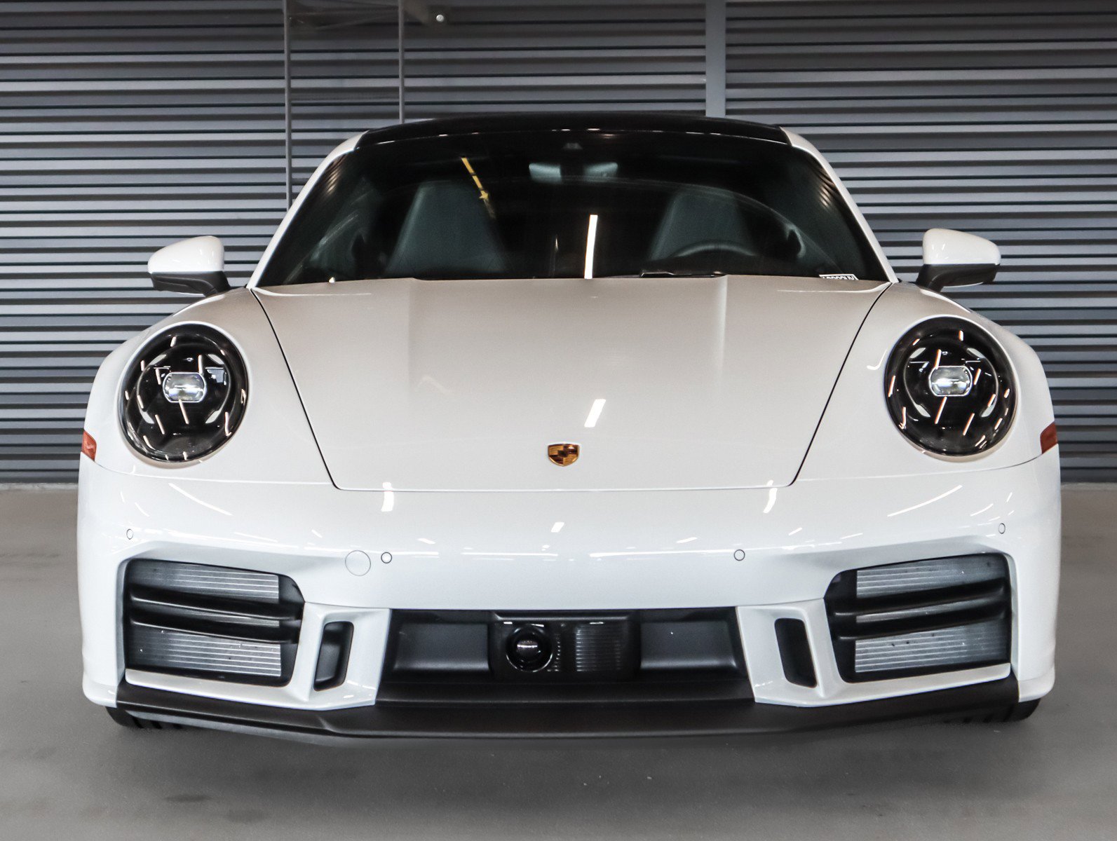 Used 2026 Porsche 911 Carrera RWD image 8