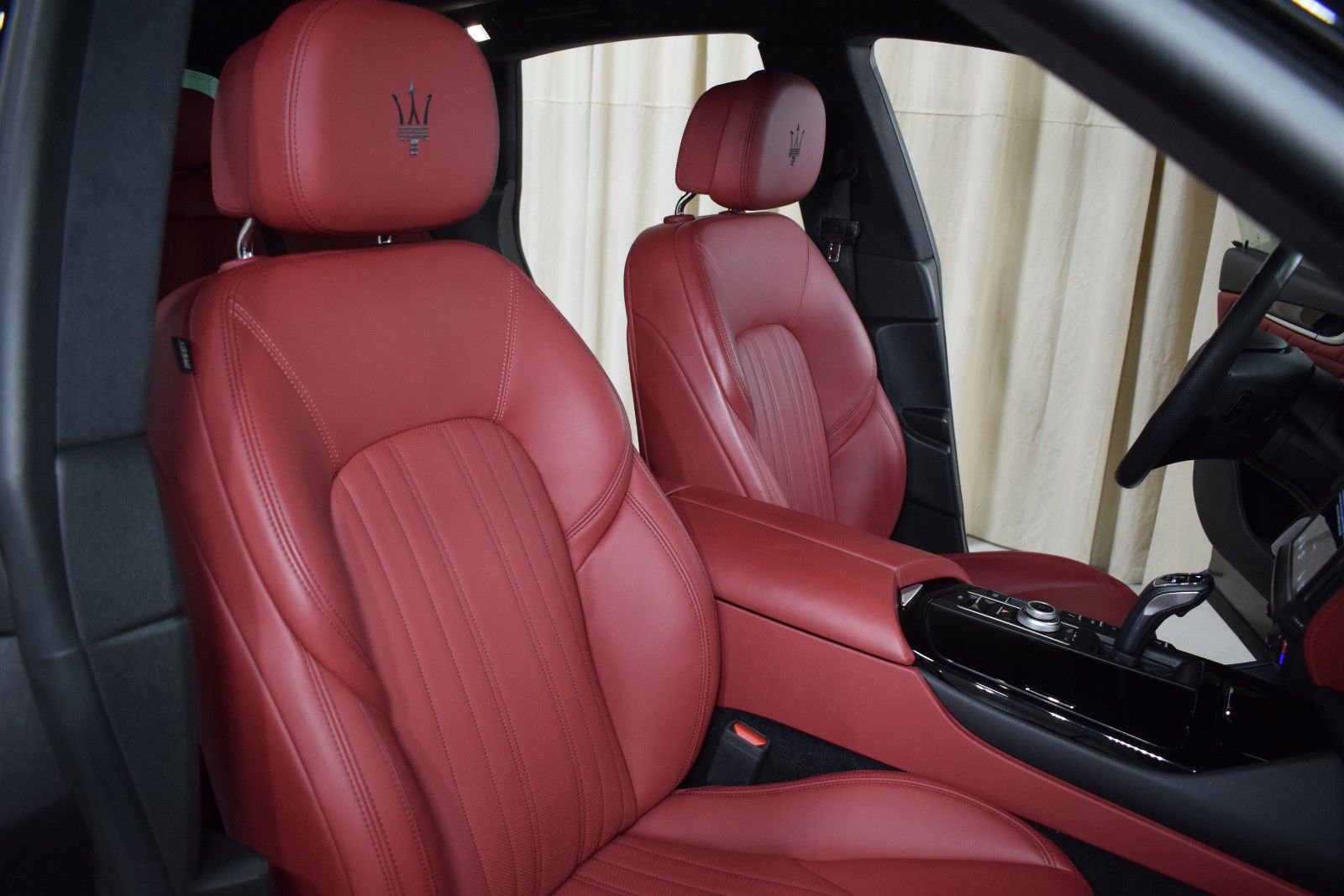 Used 2022 Maserati Levante Modena image 23