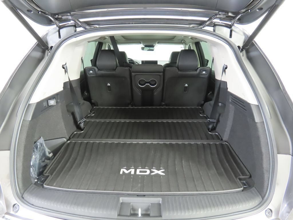 Used 2026 Acura MDX w/ Technology Package FWD image 29