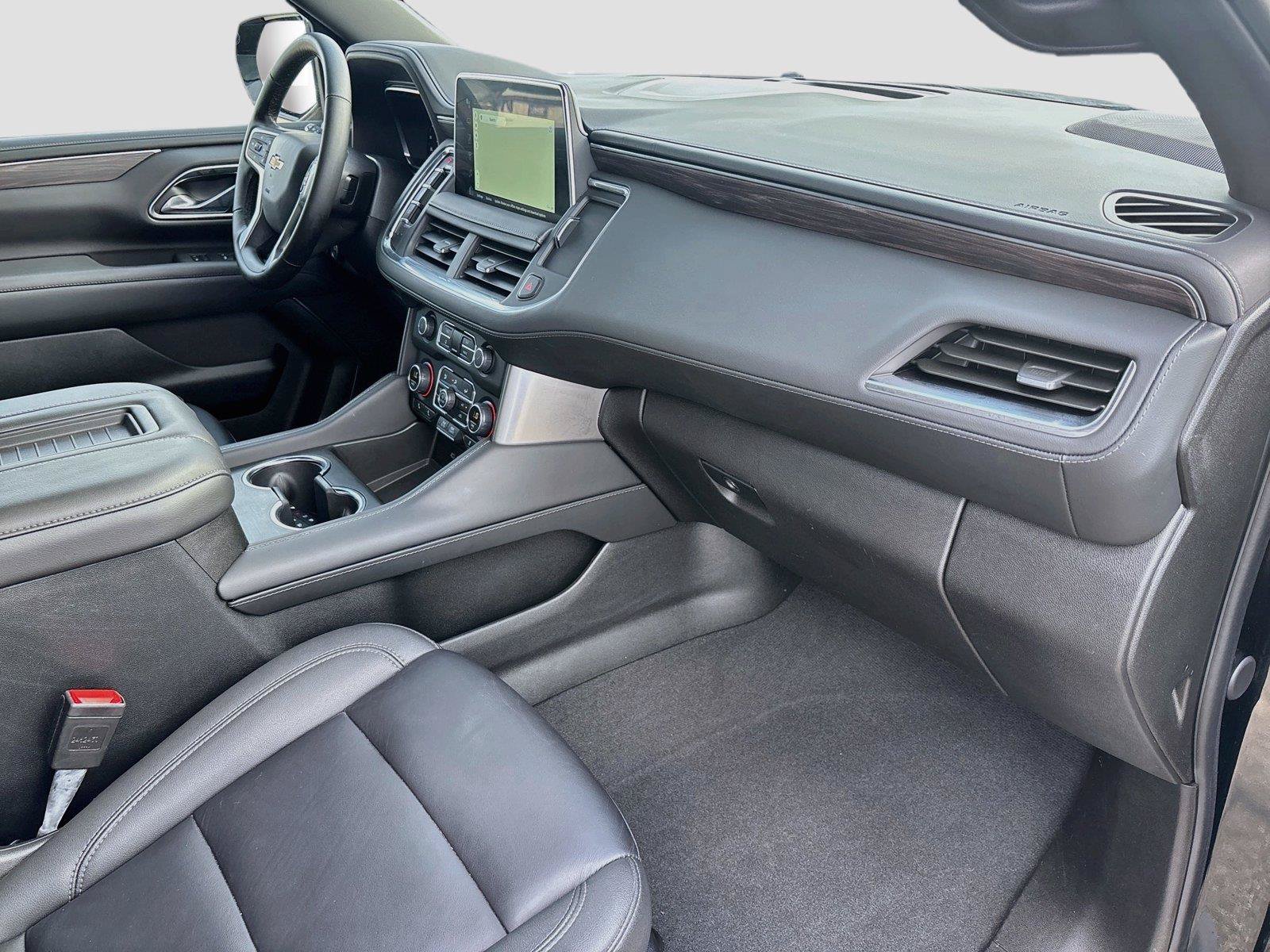 Used 2024 Chevrolet Tahoe LT w/ Luxury Package AWD/4WD image 30