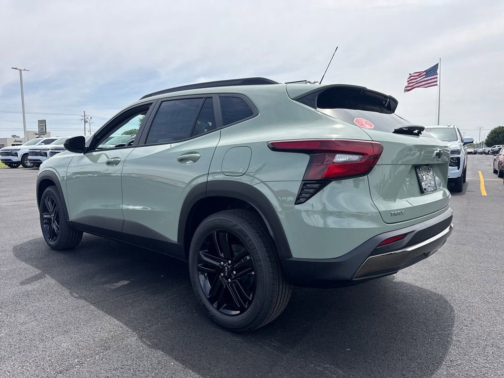 New 2026 Chevrolet Trax ACTIV w/ Sunroof Package FWD image 4