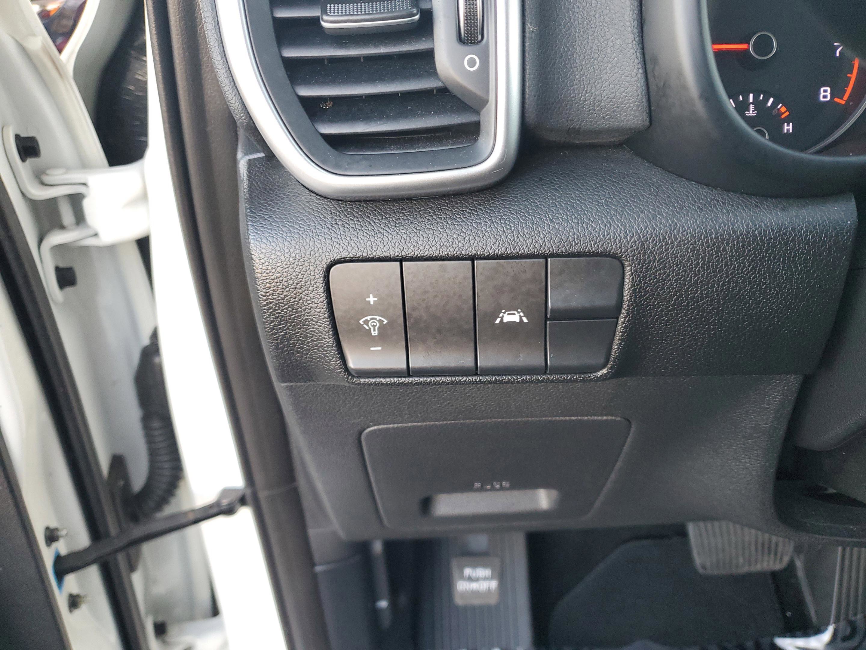 Used 2022 Kia Sportage LX image 30