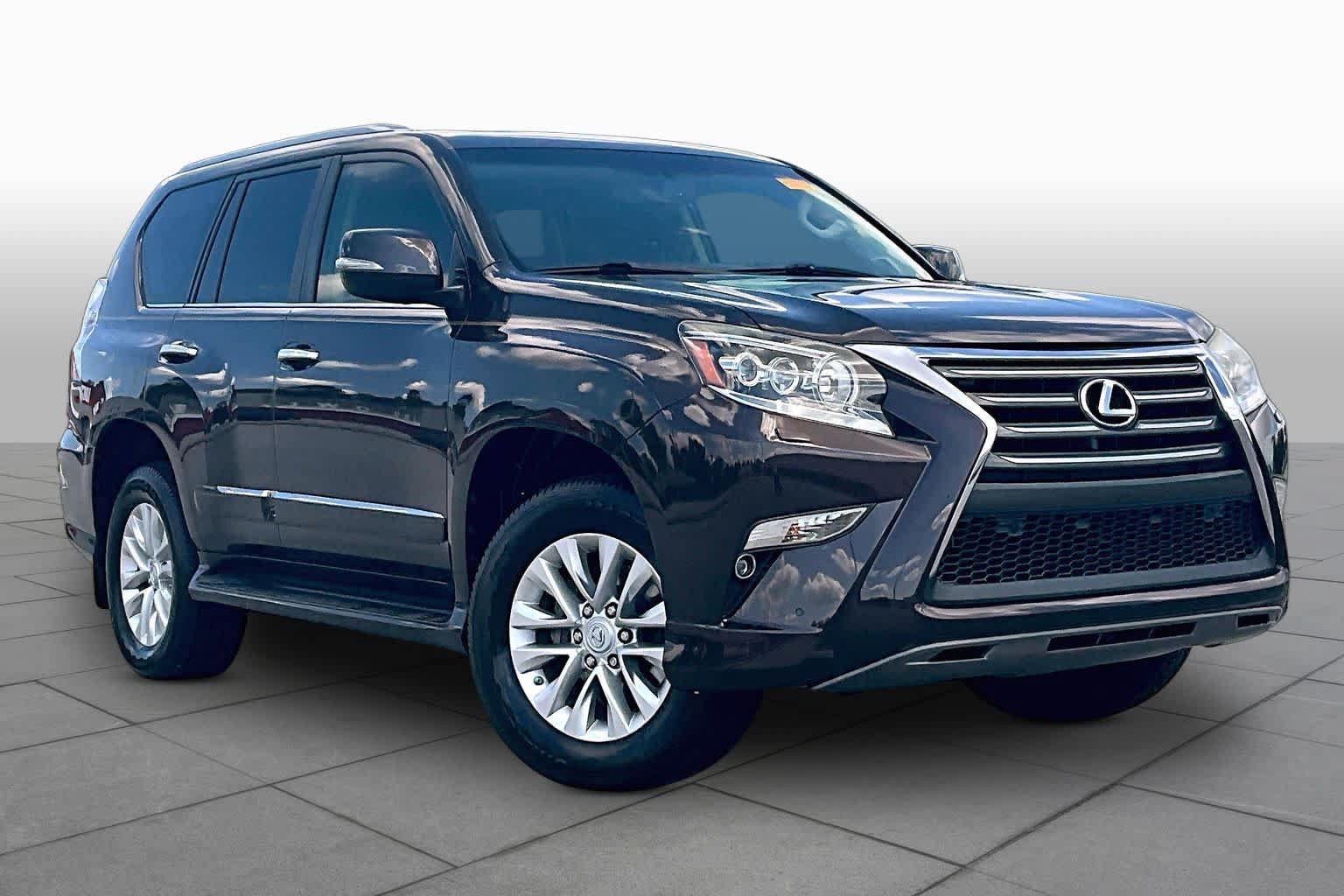 Used 2016 Lexus GX 460 w/ Premium Package AWD/4WD image 3