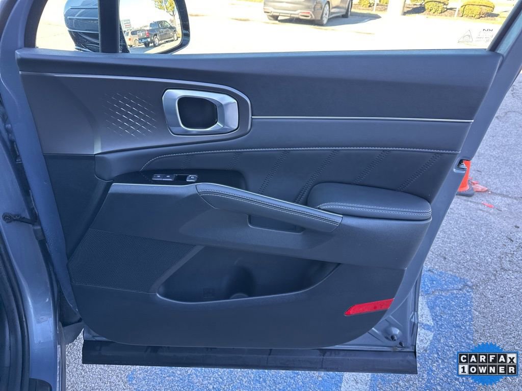 Used 2025 Kia Sorento SX FWD image 54