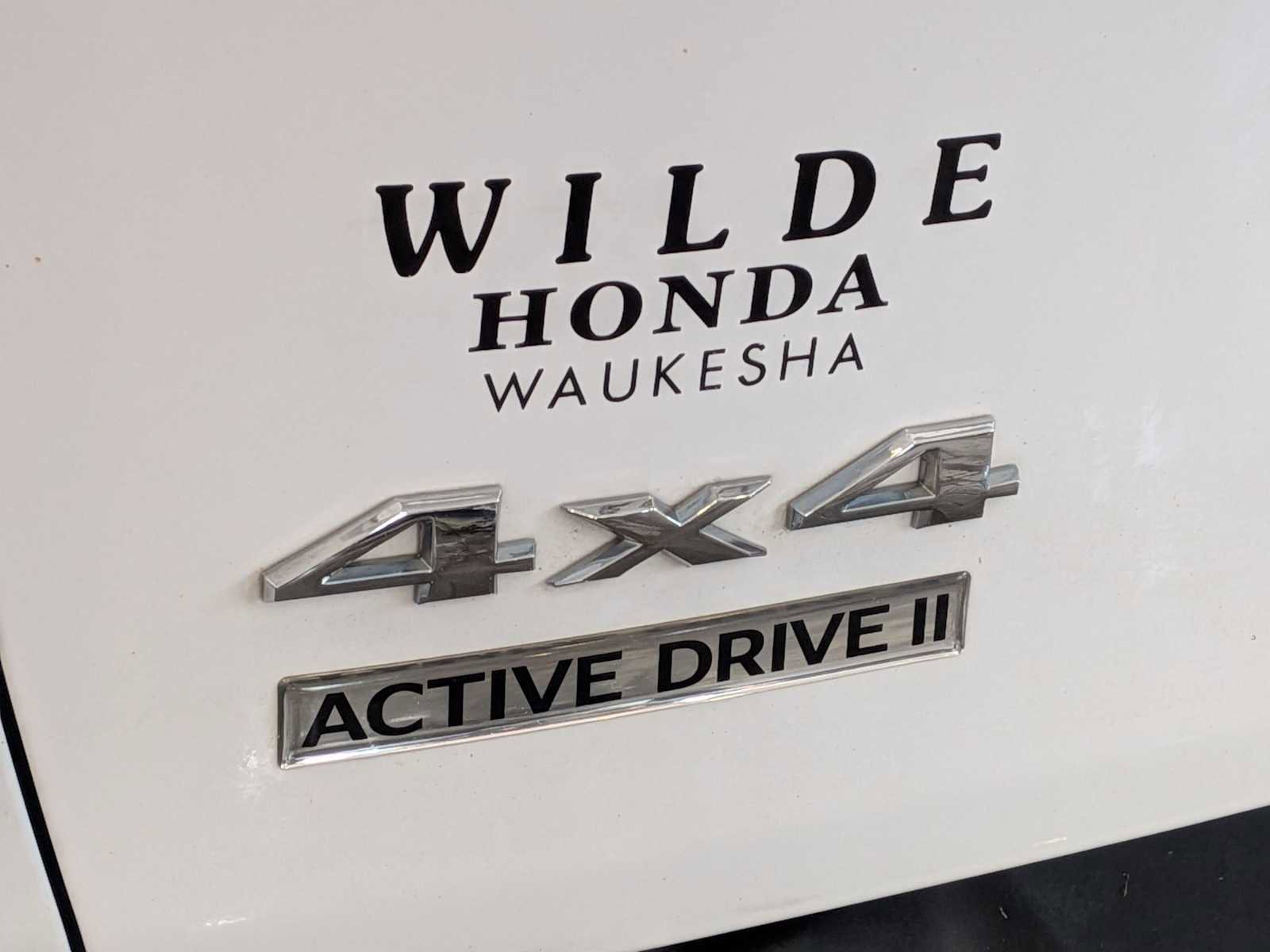 Used 2018 Jeep Cherokee Latitude Plus w/ Comfort/Convenience Group image 12