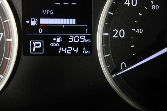Certified 2024 Nissan Kicks S FWD image 27