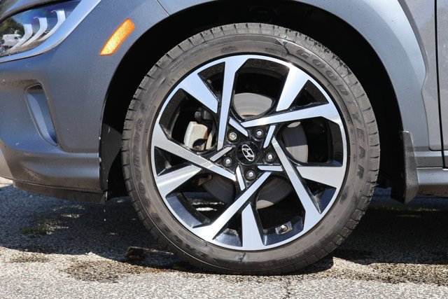 Used 2023 Hyundai Kona Limited w/ Cargo Package AWD/4WD image 9