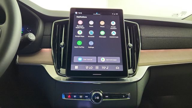 New 2026 Volvo XC90 T8 Plus w/ Protection Package AWD/4WD image 21