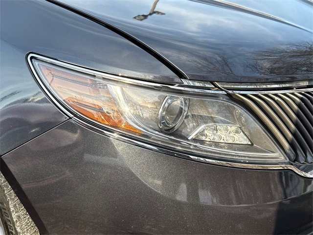 Used 2014 Lincoln MKS AWD w/ Equipment Group 101A image 5