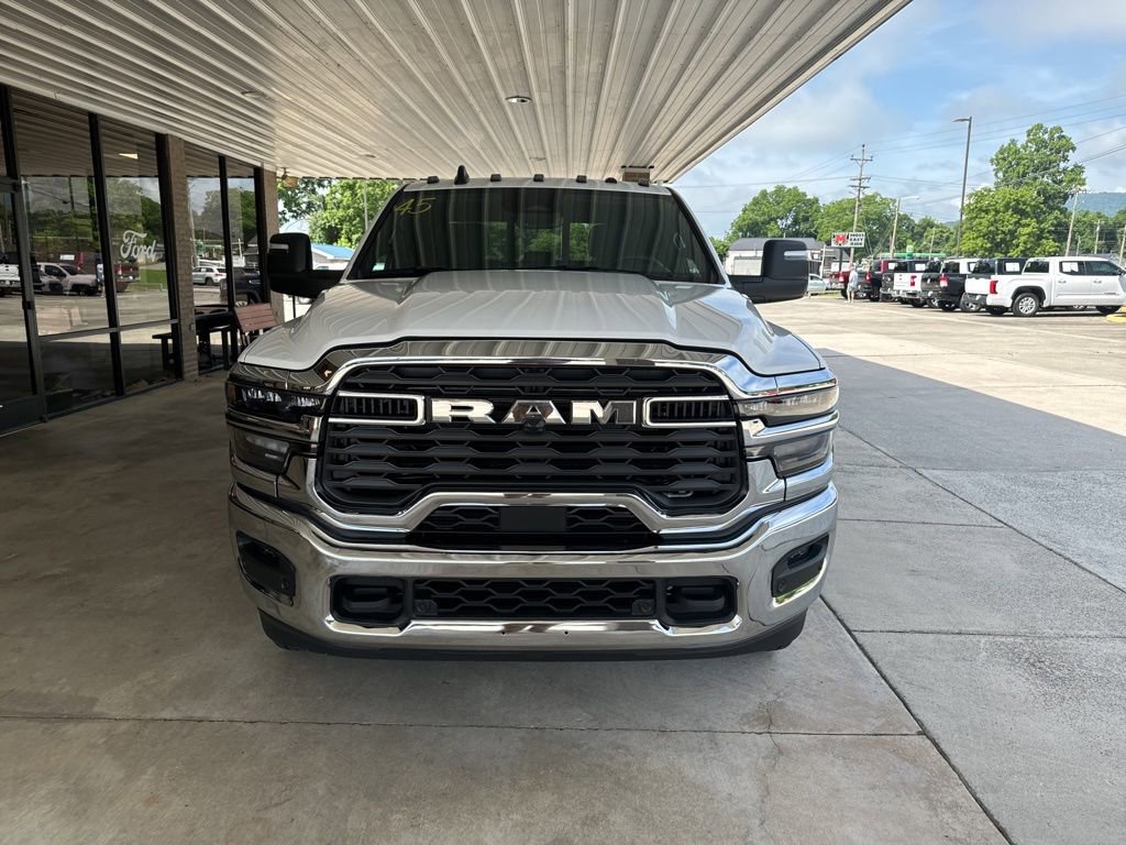 Used 2026 RAM 3500 Tradesman AWD/4WD image 2