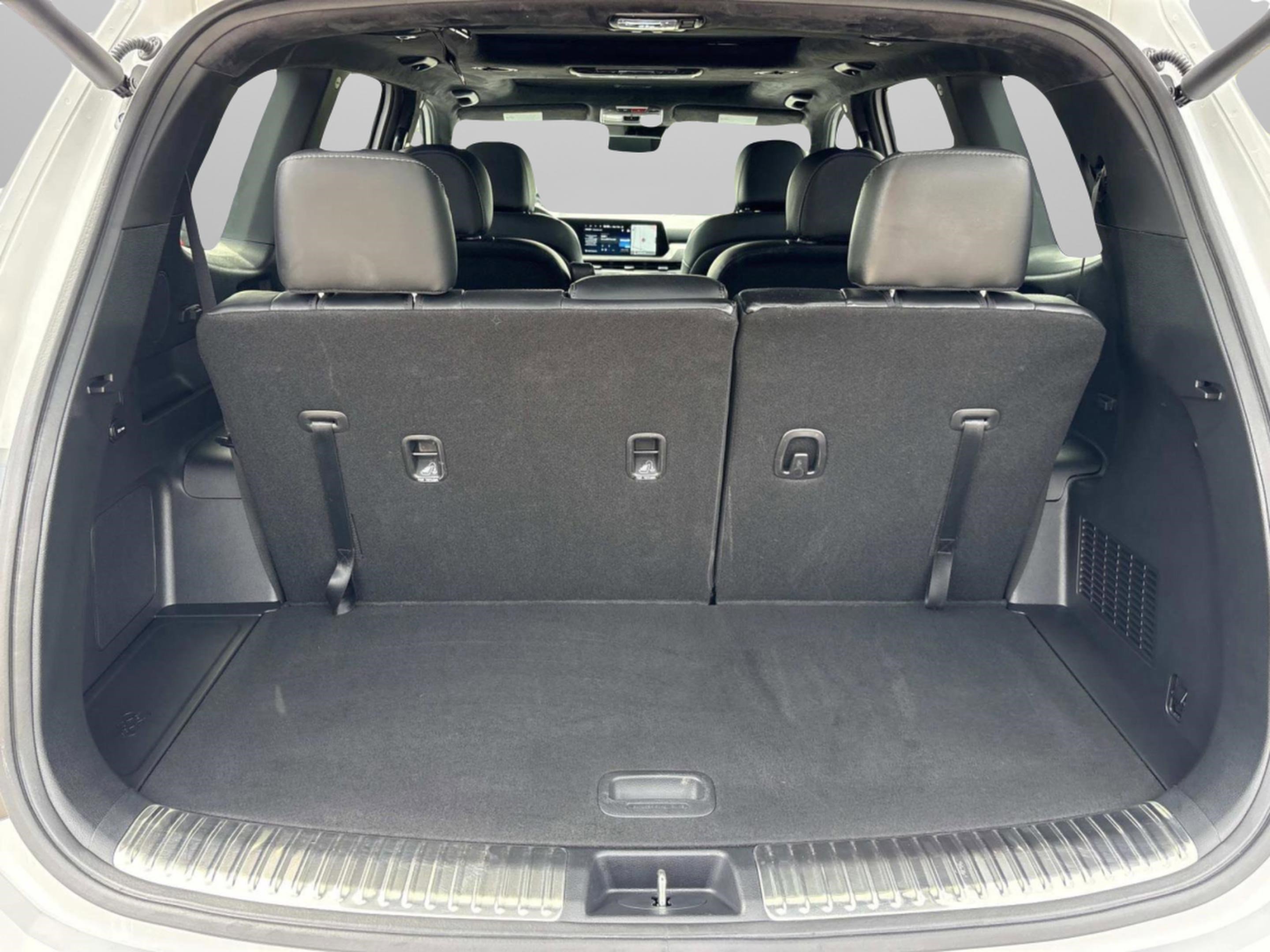 Used 2025 Kia Telluride SX Prestige X-Line image 12