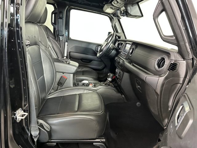 Used 2022 Jeep Wrangler Unlimited Sahara w/ Cold Weather Group image 29
