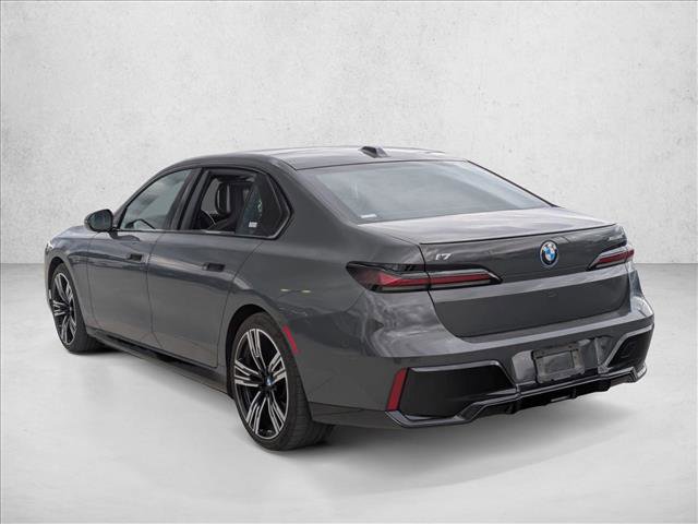 Used 2023 BMW i7 xDrive60 AWD/4WD image 7