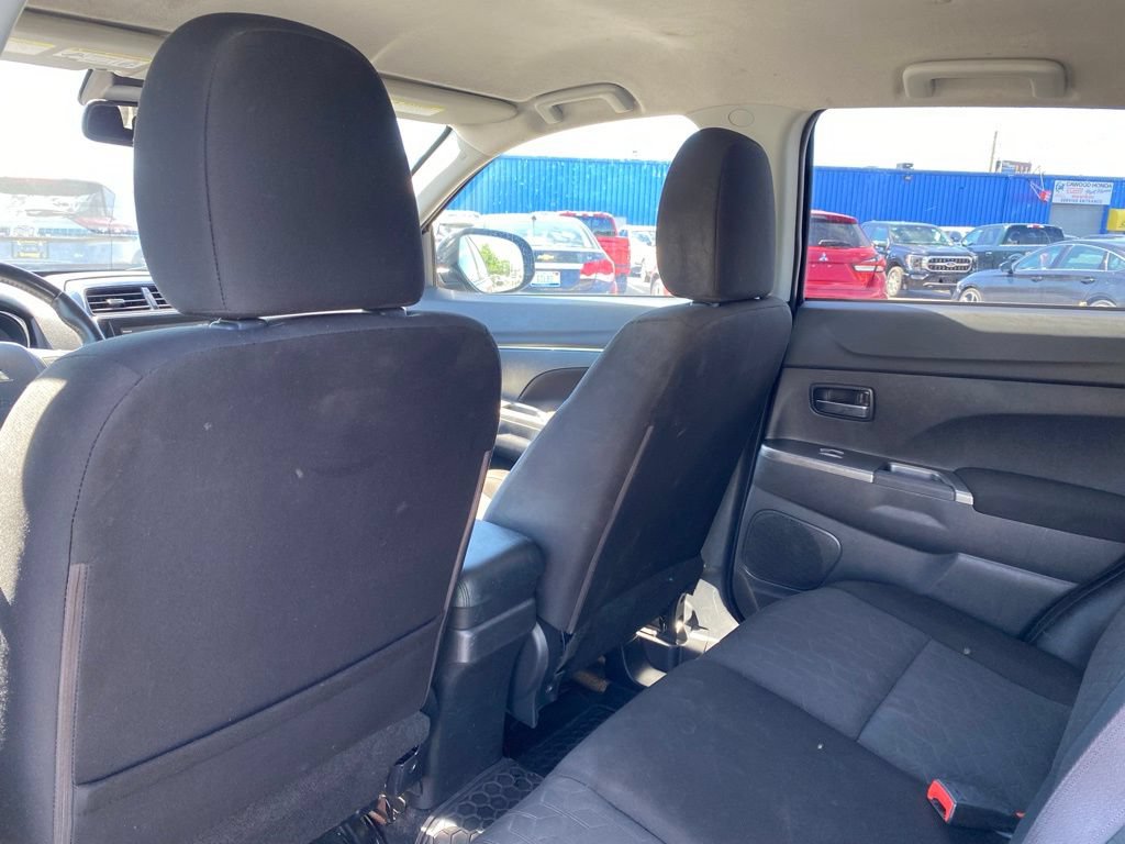 Used 2021 Mitsubishi Outlander Sport SE AWD/4WD image 14