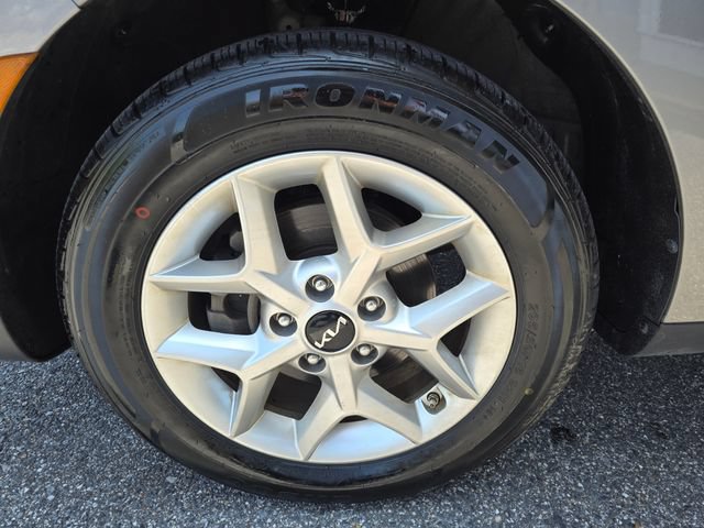 Used 2024 Kia Soul LX w/ Option Group 015 FWD image 26