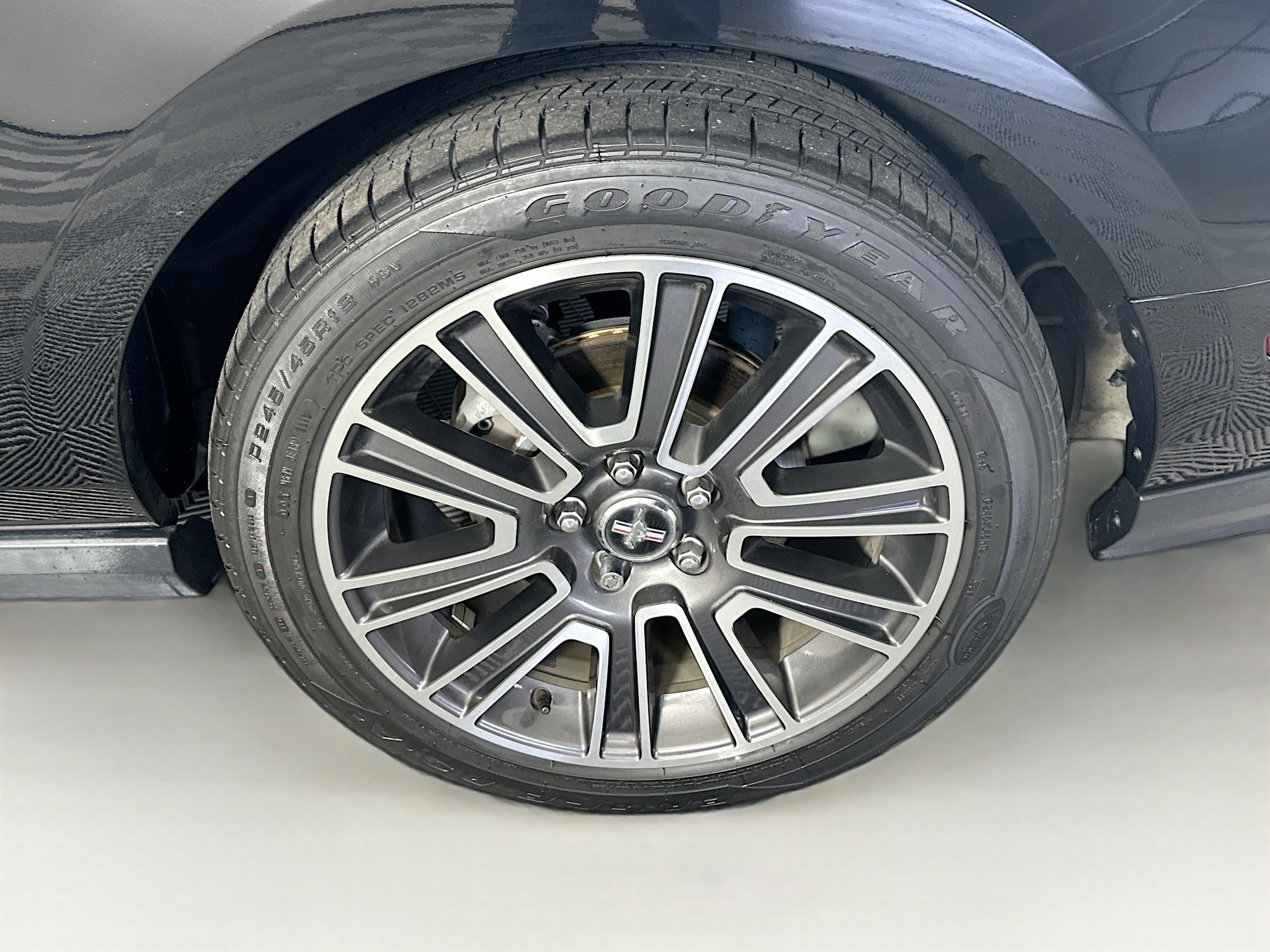 Used 2012 Ford Mustang GT Premium w/ Electronics Pkg image 11