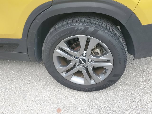 Certified 2023 Kia Seltos S FWD image 5