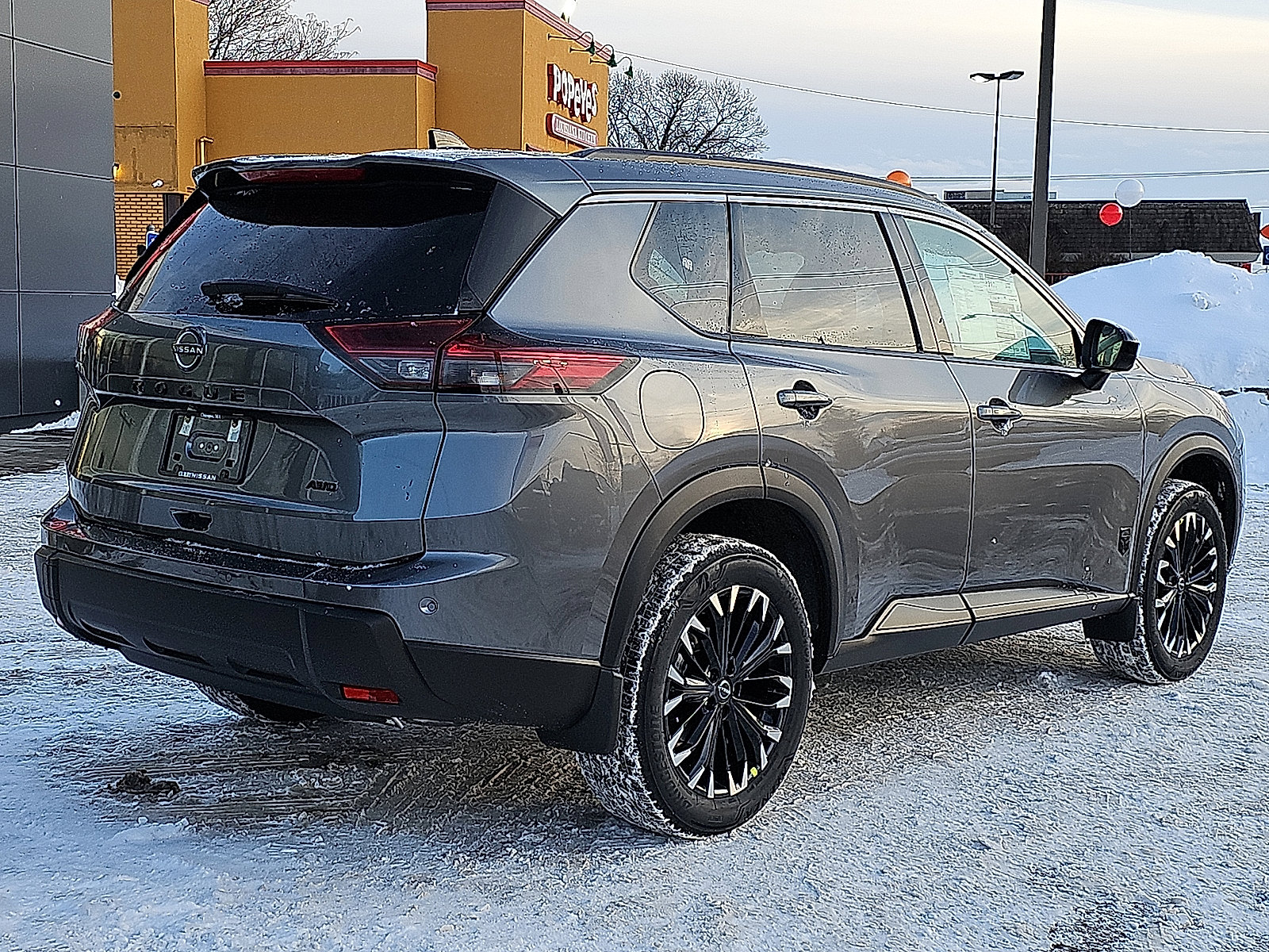 New 2026 Nissan Rogue Dark Armor image 4