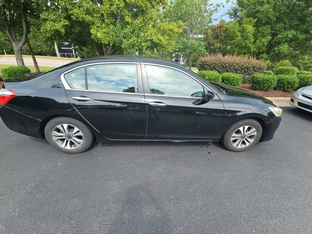 Used 2013 Honda Accord LX image 2