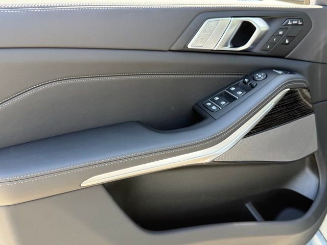 New 2026 BMW X7 xDrive40i w/ M Sport Package image 15