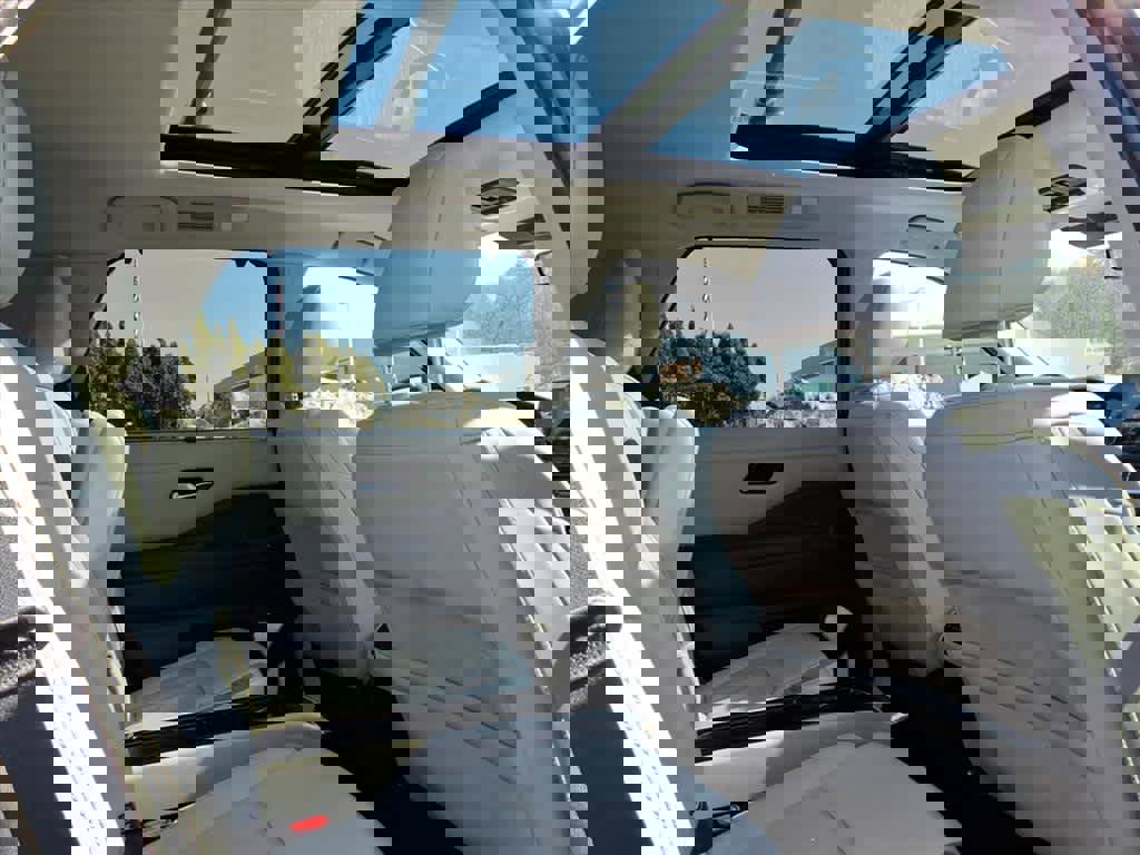 Certified 2024 Nissan Pathfinder SL w/ SL Premium Package image 22