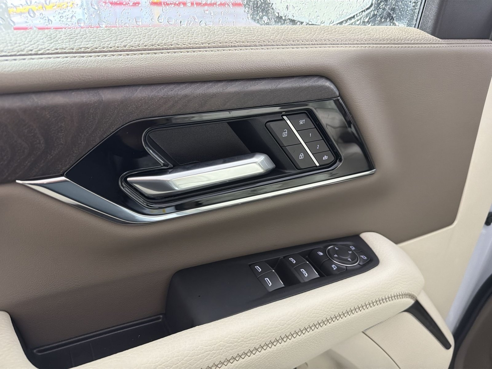 New 2026 GMC Yukon XL Denali w/ Denali Reserve Package AWD/4WD image 15