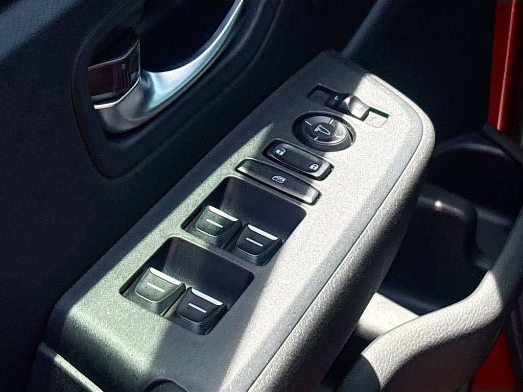 Used 2025 Honda Pilot Touring image 18
