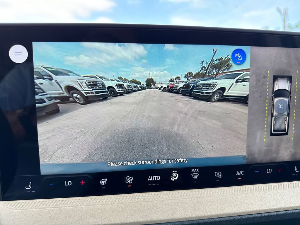 New 2025 Ford Maverick Lariat w/ 4K Tow Package image 27