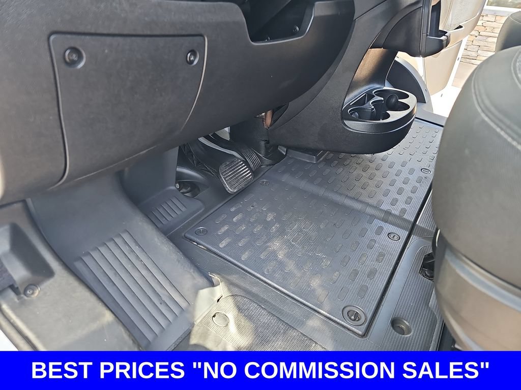 Used 2025 RAM ProMaster 2500 w/ U-Haul Equipment Group FWD image 13