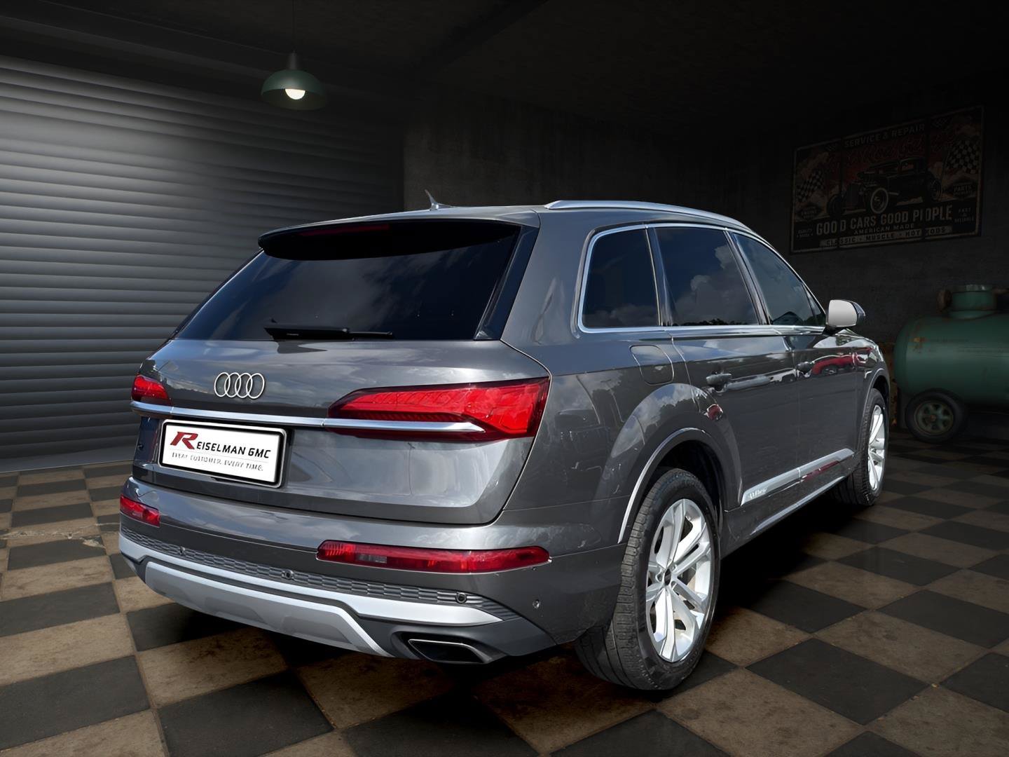 Used 2025 Audi Q7 3.0T Premium Plus AWD/4WD image 5