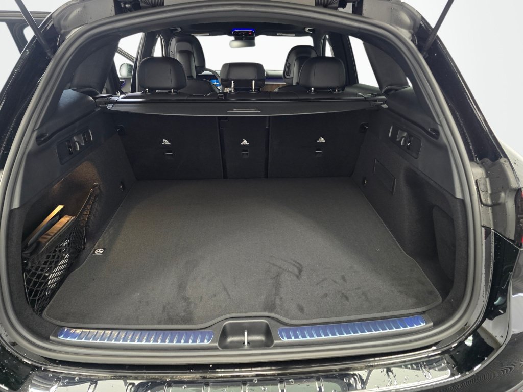 New 2026 Mercedes-Benz GLC 300 4MATIC image 11