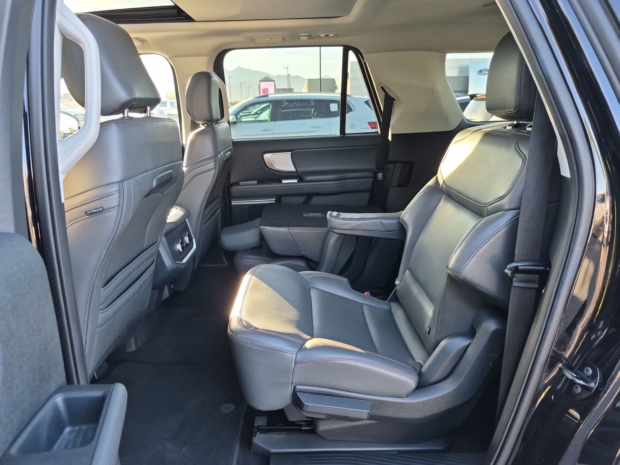 Used 2025 Ford Expedition Max Active AWD/4WD image 31