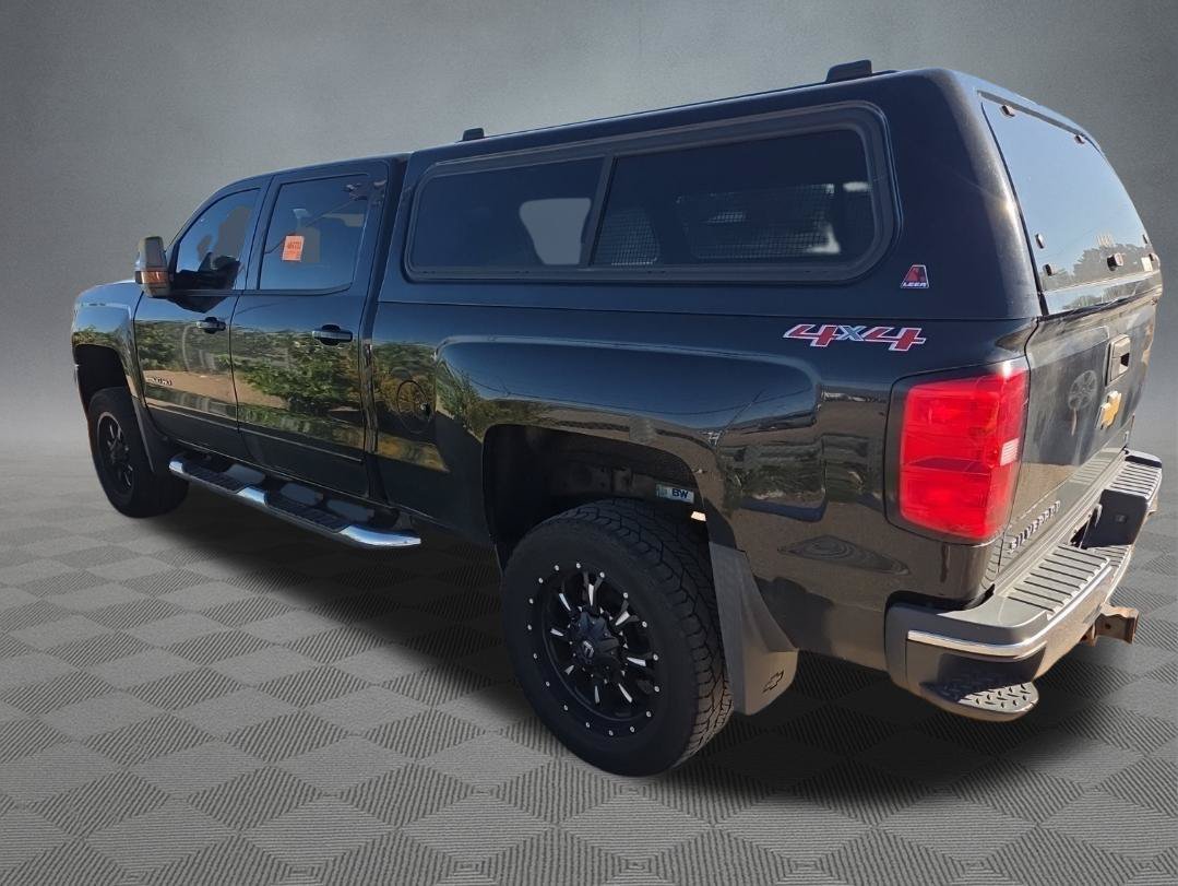 Used 2016 Chevrolet Silverado 2500 LT w/ LT Convenience Package AWD/4WD image 6