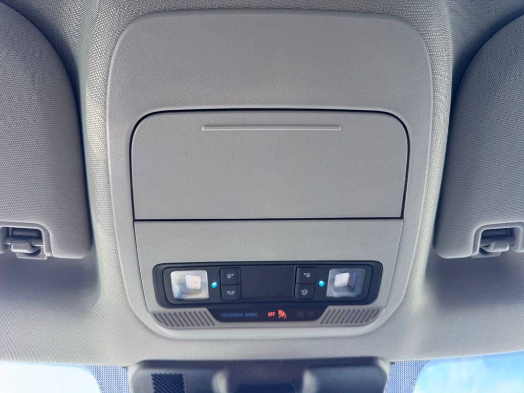 Used 2023 Ford F150 Lightning XLT image 32