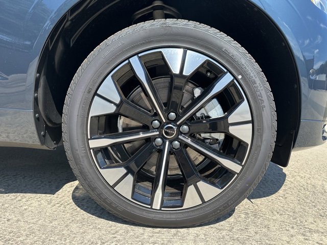 New 2026 Volvo XC60 T8 Plus w/ Protection Package Premier image 9