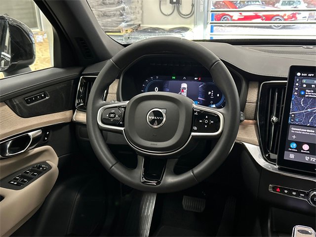 Certified 2025 Volvo XC90 B6 Plus image 23